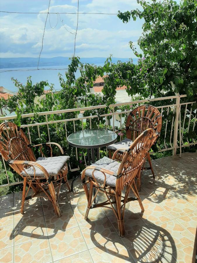 Apartments Tina أوميس المظهر الخارجي الصورة