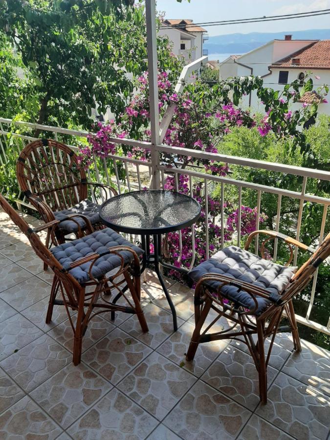 Apartments Tina أوميس المظهر الخارجي الصورة