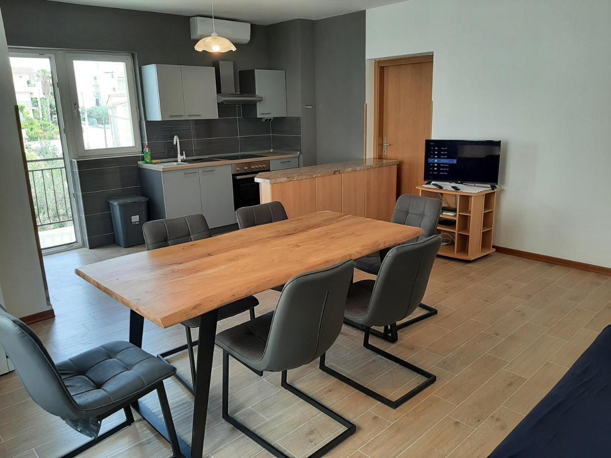 Apartments Tina أوميس المظهر الخارجي الصورة