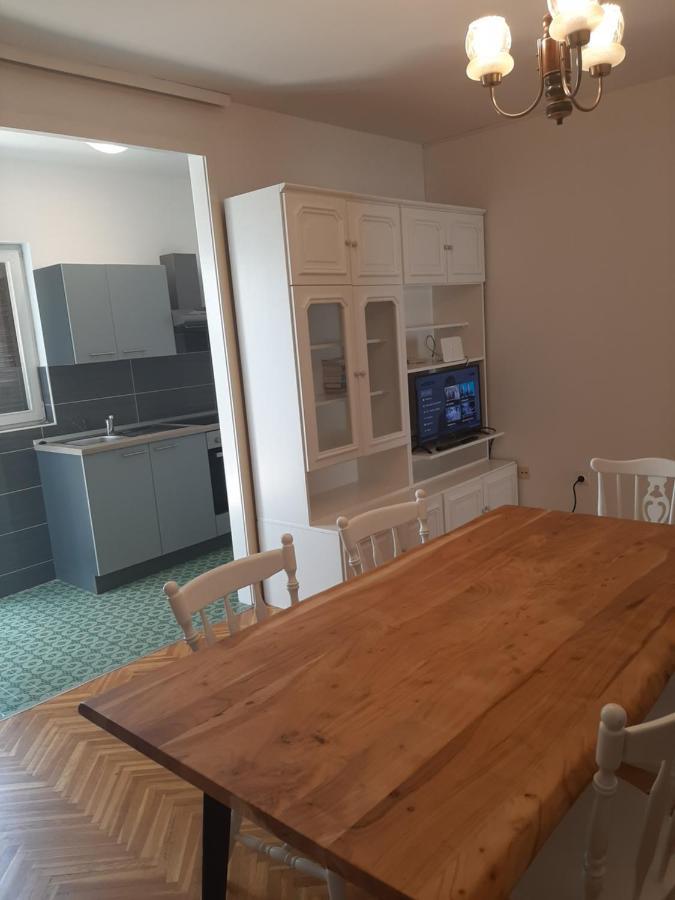 Apartments Tina أوميس المظهر الخارجي الصورة